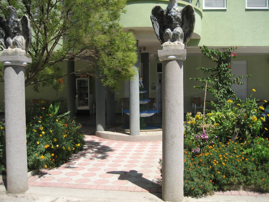 Guest House Vila Mimoza Ulcinj Exteriör bild