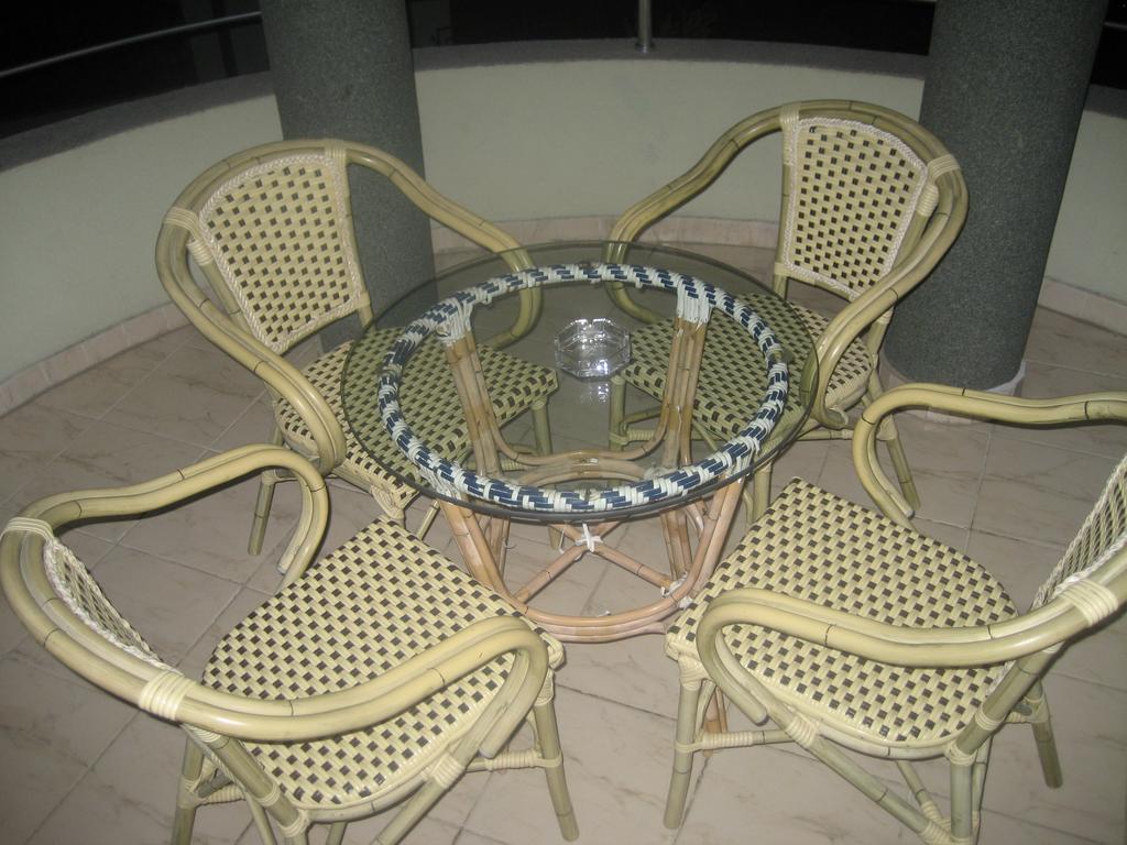 Guest House Vila Mimoza Ulcinj Rum bild