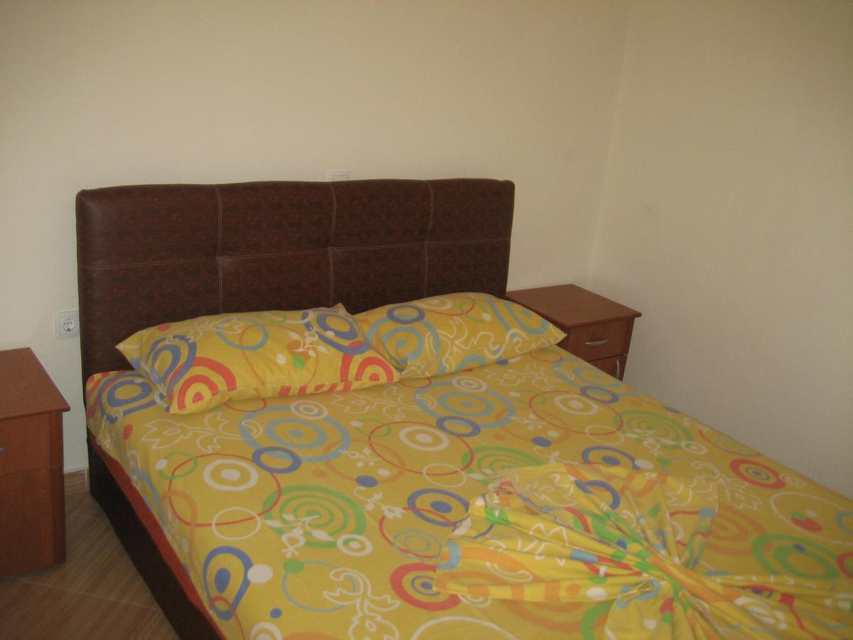 Guest House Vila Mimoza Ulcinj Exteriör bild